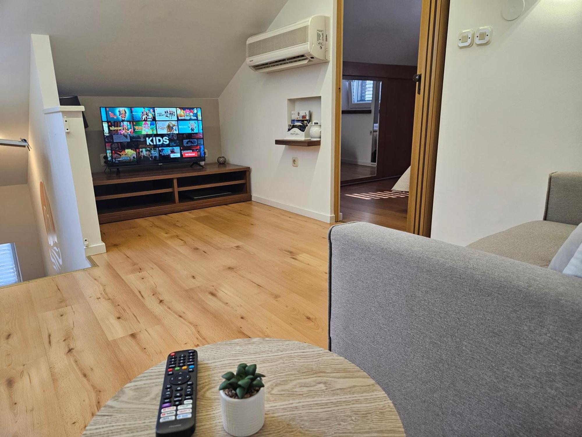 Lovely Attic Apartman-Melani Zadar Exteriér fotografie